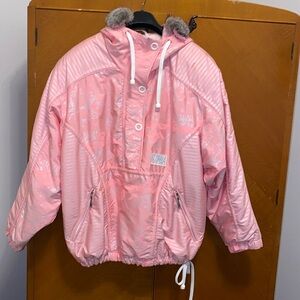 Vintage Luhta pull over ski jacket with hood.